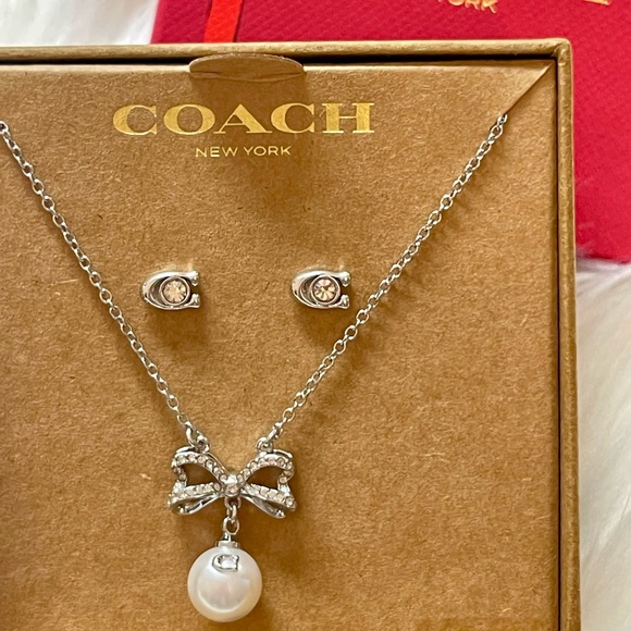 Coach Silver Bow Necklace Earrings Set - Picture 1 of 4